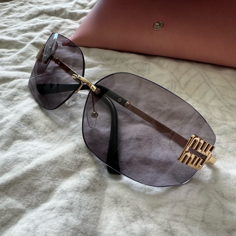 Miu Miu Sunglasses with case